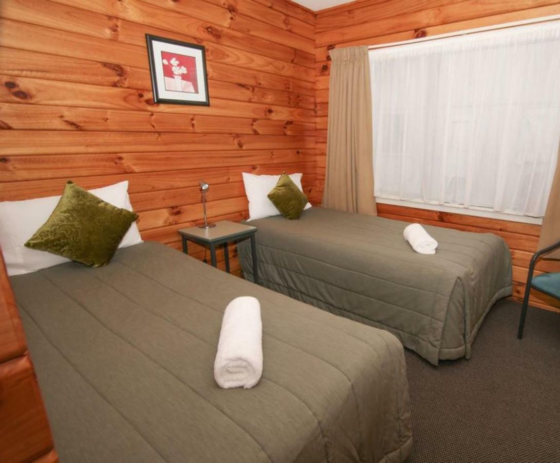 Amber Kiwi Holiday Park & Motels Крайстчърч Екстериор снимка